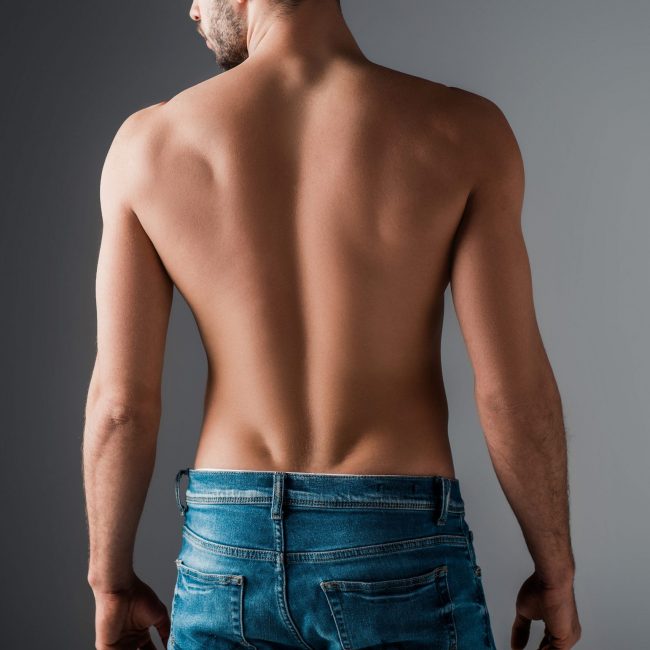 depilacion-masculina-espalda-hombres