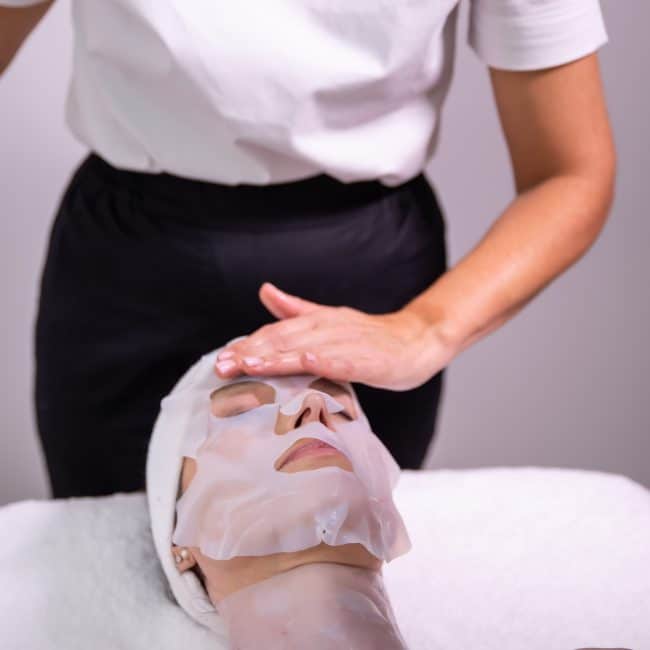 Tratamiento mascarilla facial para cuidados de la piel